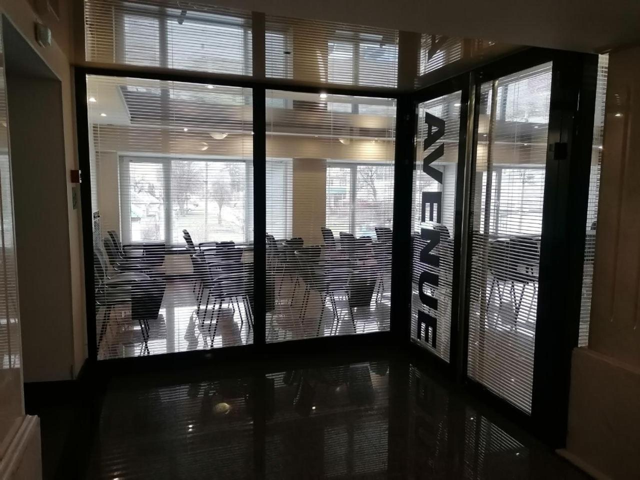 Palace מלון צ'רקסי